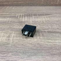 5M5T 14B192 CA V23136 B1 X66  Other relay Volvo V50