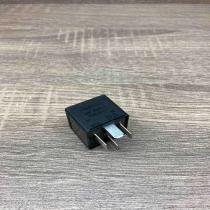 5M5T 14B192 CA V23136 B1 X66  Other relay Volvo V50
