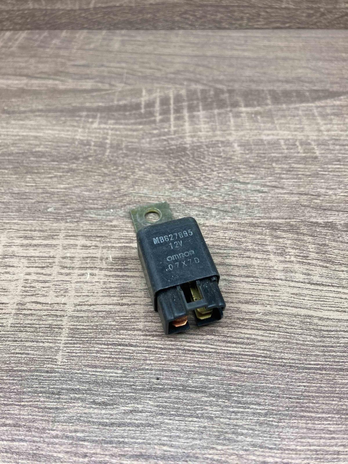 MB627895 12V  Other relay Mitsubishi Pajero