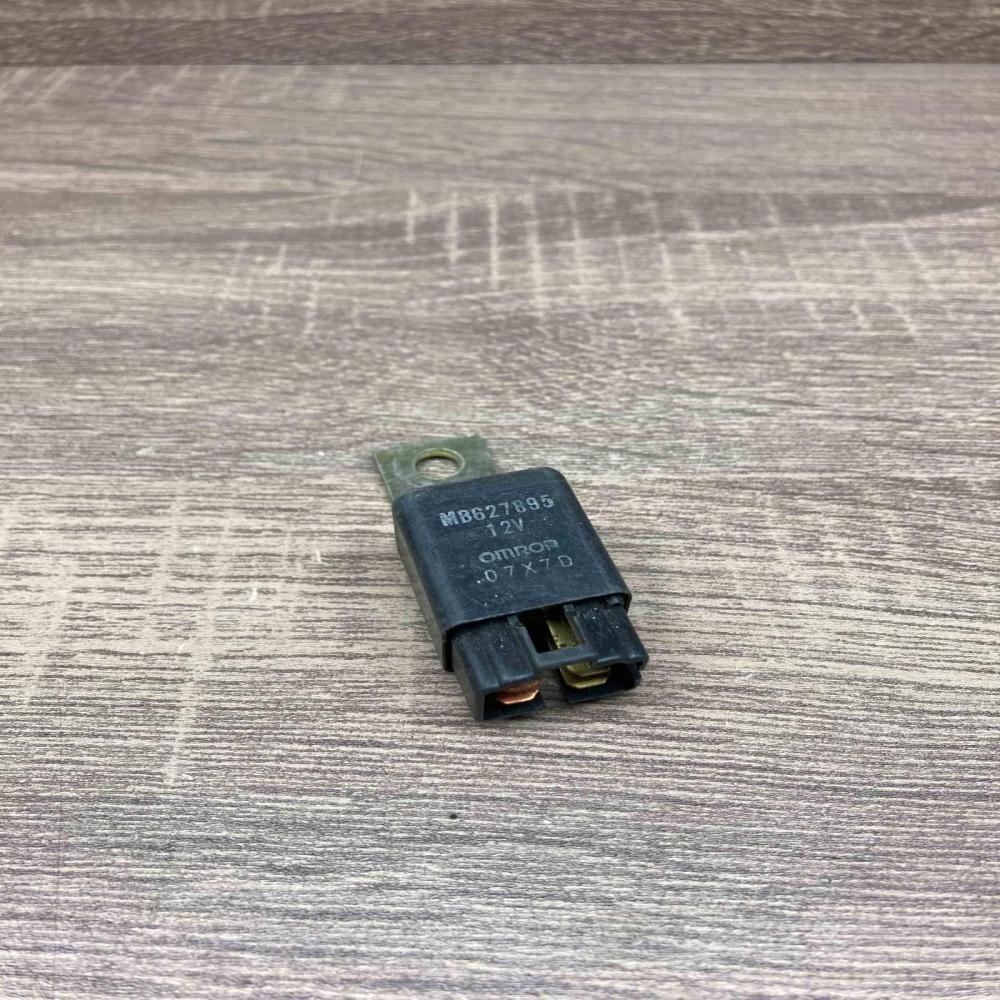 MB627895 12V  Other relay Mitsubishi Pajero