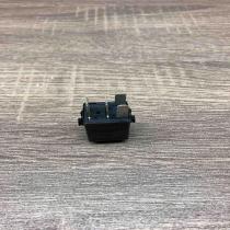 1393412 V23073 B1005 X18  Other relay BMW 5 E39
