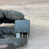 V23074 A1001 X62 B215  Other relay Mazda 2