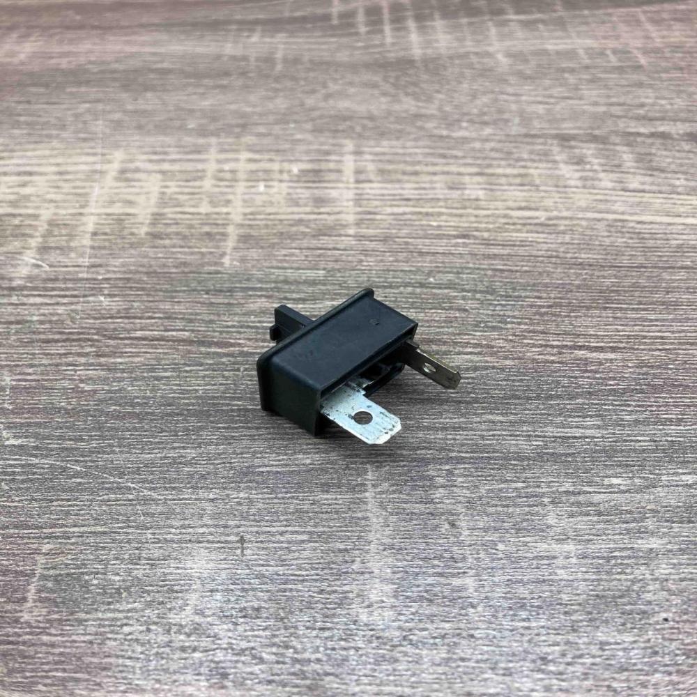 7700807754   Other relay Renault Safrane