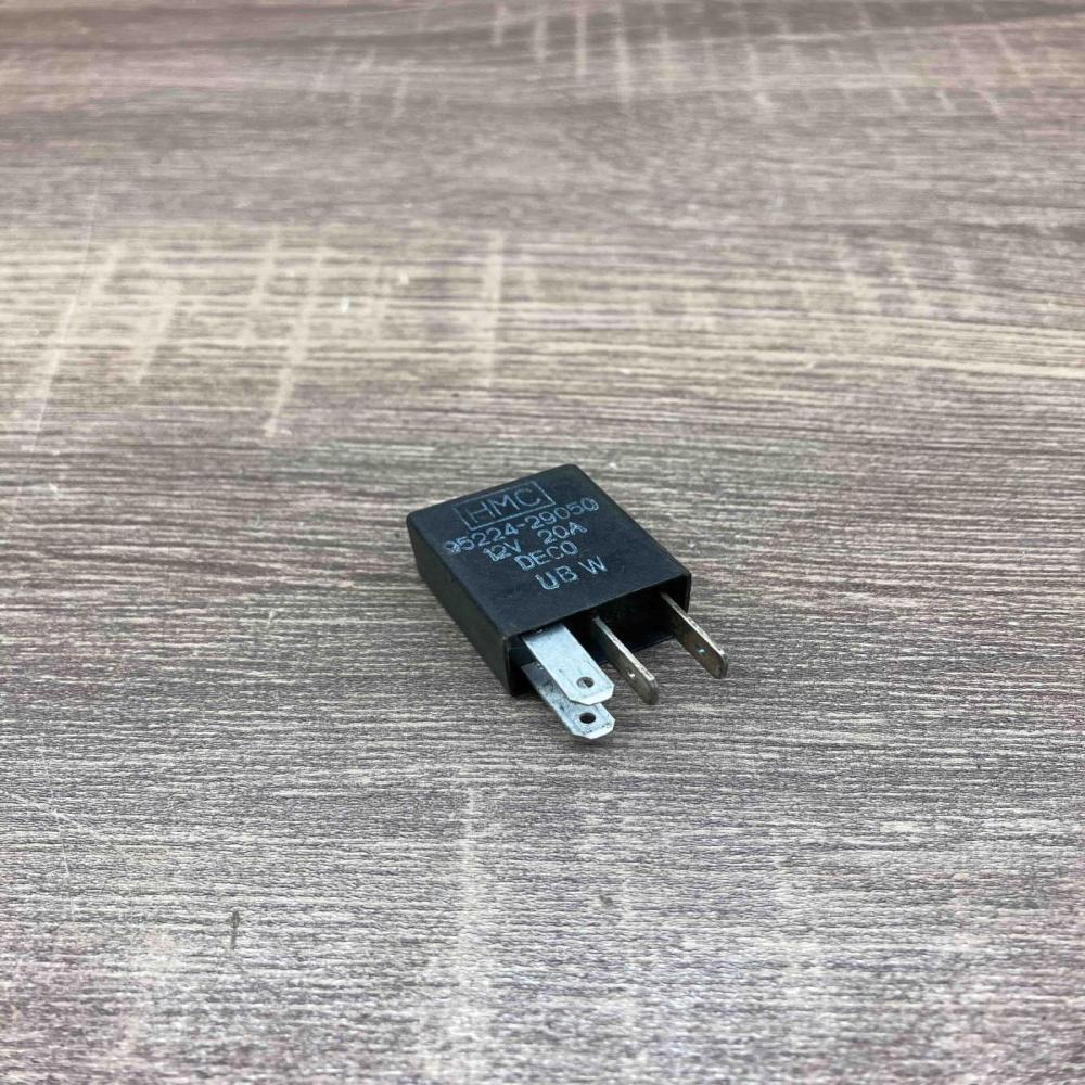 95224 29050 12V DECO Other relay Hyundai XG