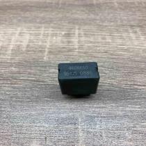 4608650 95425 0886  Other relay Volkswagen Golf IV