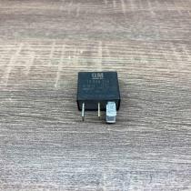 13266316 V23374 A1001 X009  Other relay Opel Meriva B