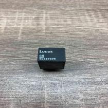 90229206   Other relay Saab 9000 CD