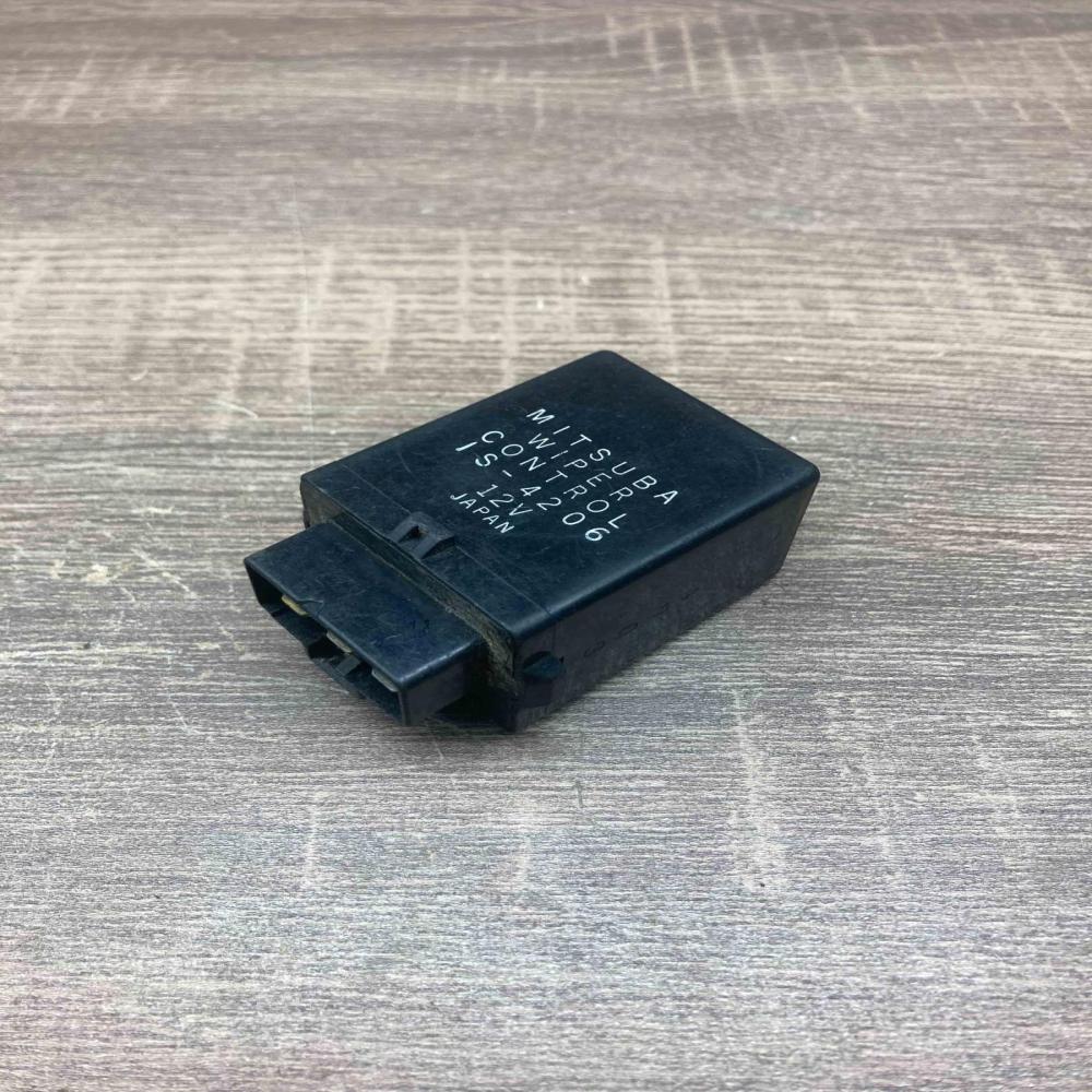 JS 4206 12V 4703 Window wiper relay Mazda 929 V gen HD