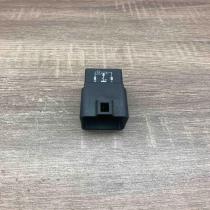 93AG 14N089 F1B V23136 J4 X34  Other relay Ford Ka