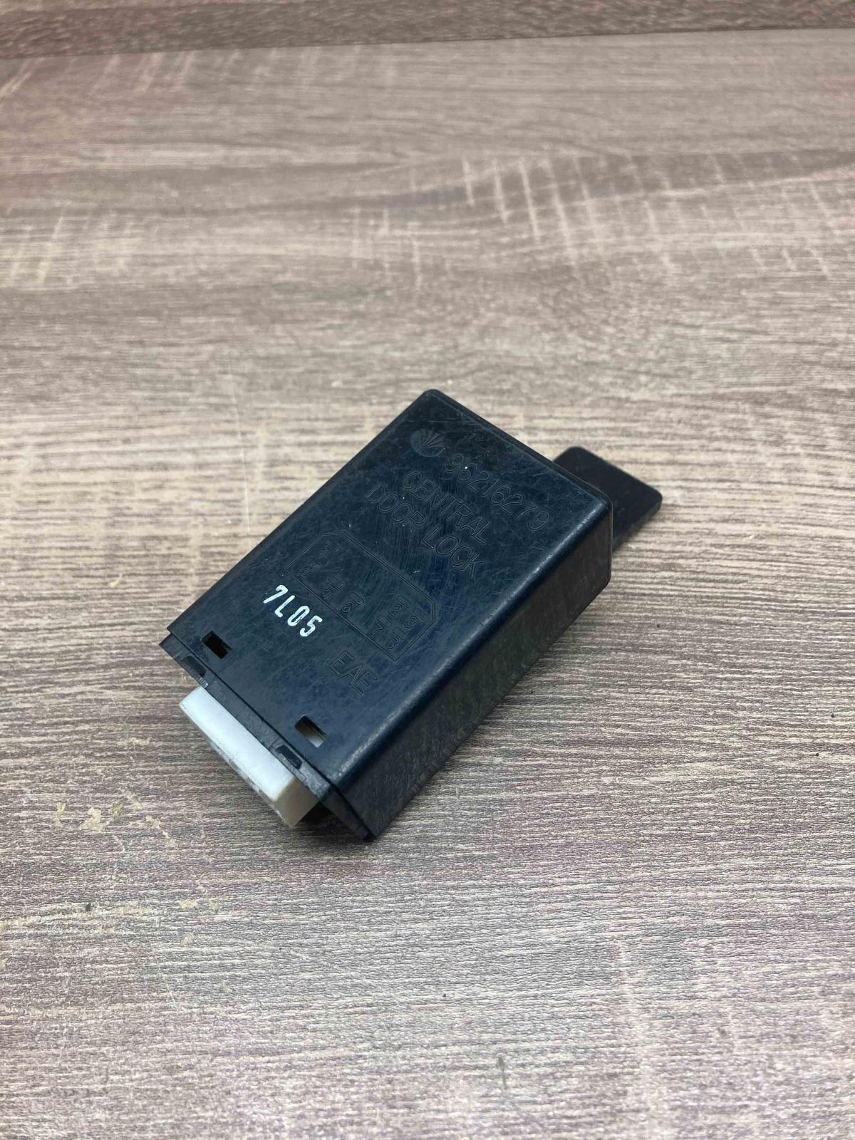 96216279   Other relay Daewoo Lanos