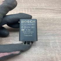 0281003087   Other relay Audi A6 S6 C6 4F