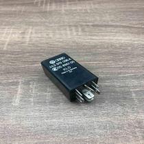 443919096A 05896100  Other relay Audi 100 S4 C4