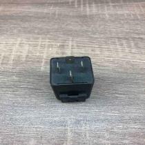 898257 90159406  Other relay Opel Astra F