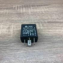 321955531A   Other relay Audi 80 90 S2 B4