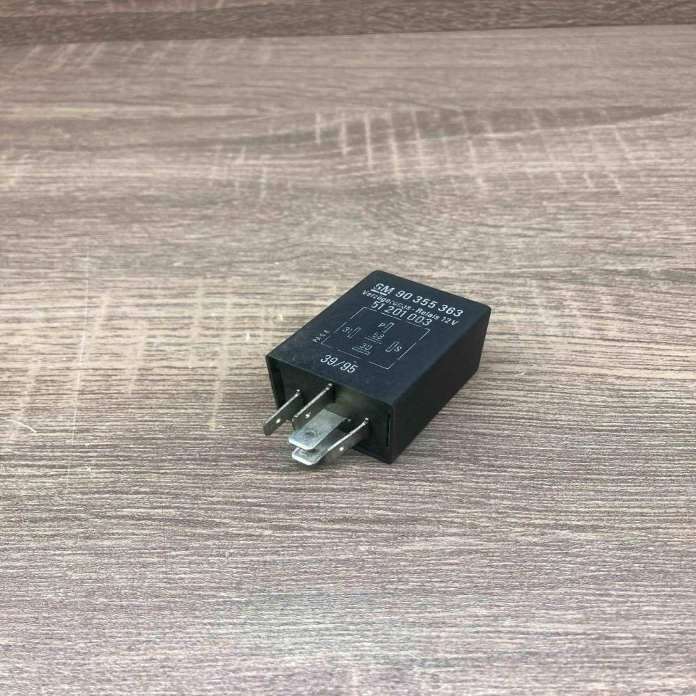90355363 51201003  Other relay Opel Omega B2