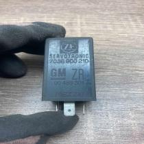 7038900210 90459301  Other relay Opel Omega B1