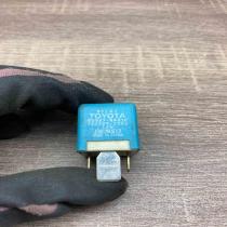 90987 04010 156700 2230  Other relay Toyota Corolla Verso AR10