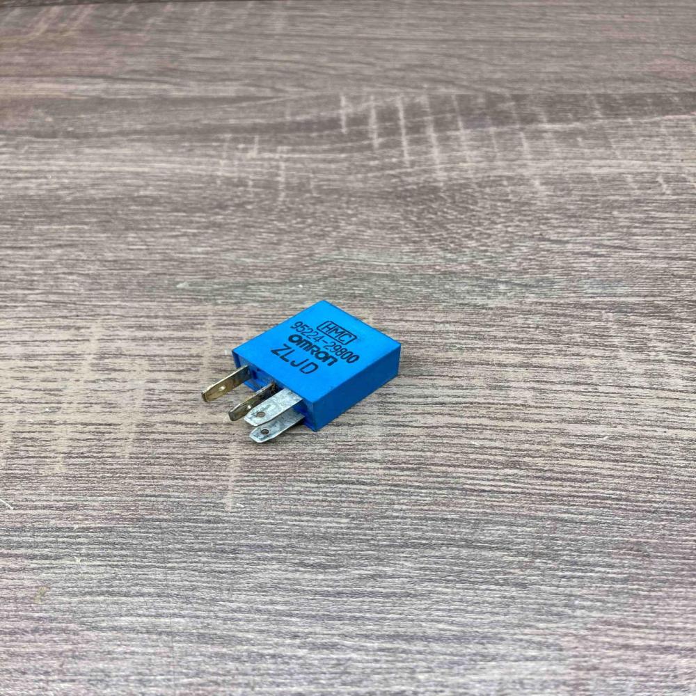 95224 29800 ZLJD  Other relay Hyundai Santa Fe