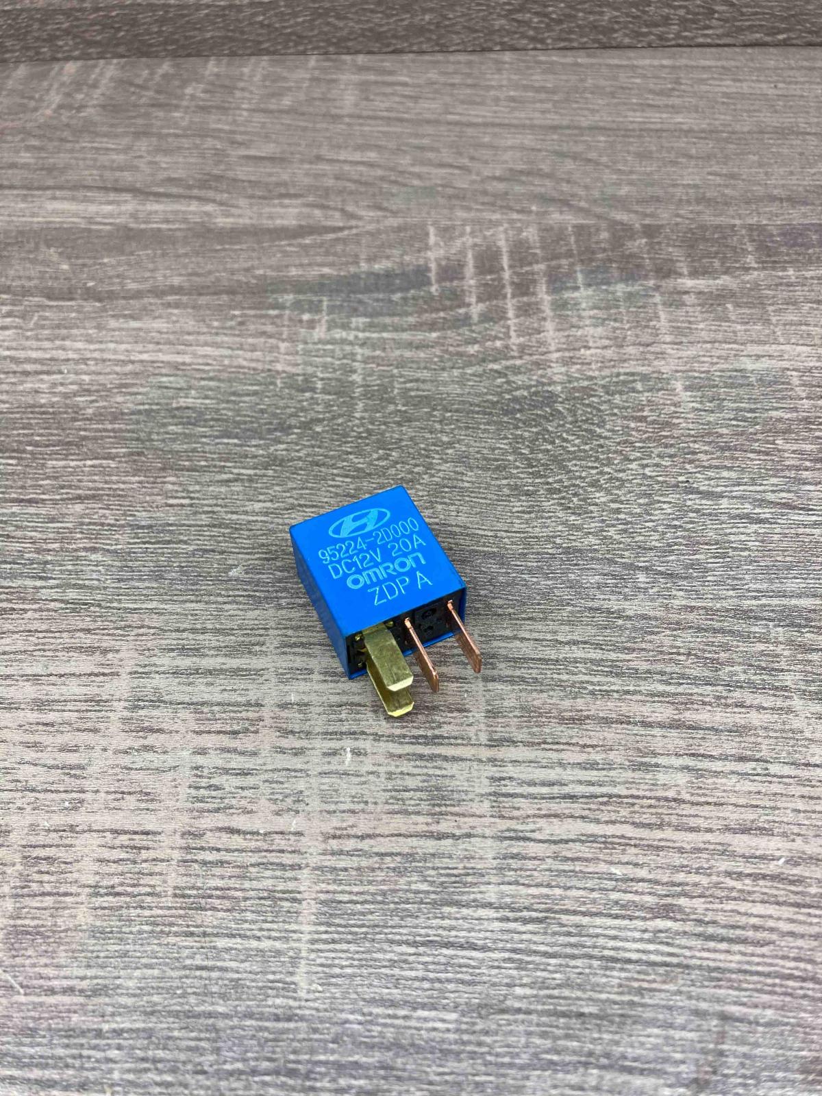 95224 2D000 DC12V 20A  Other relay Hyundai Getz