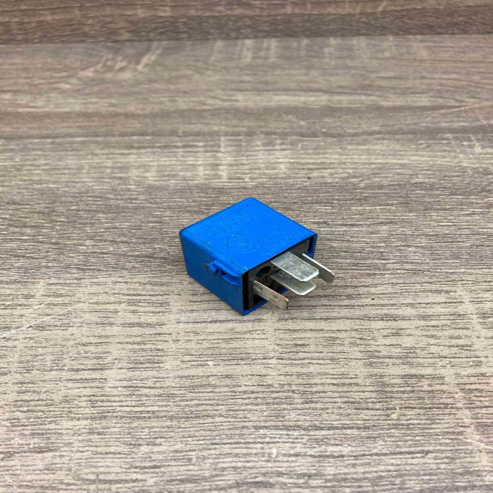 8364581 V23134 K59 X313  Other relay BMW 3 E46