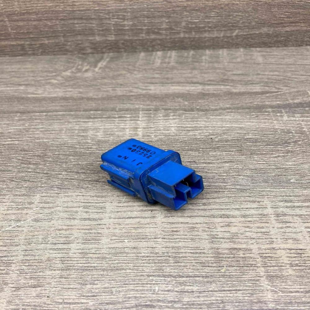 25230 C9980   Other relay Nissan Primera