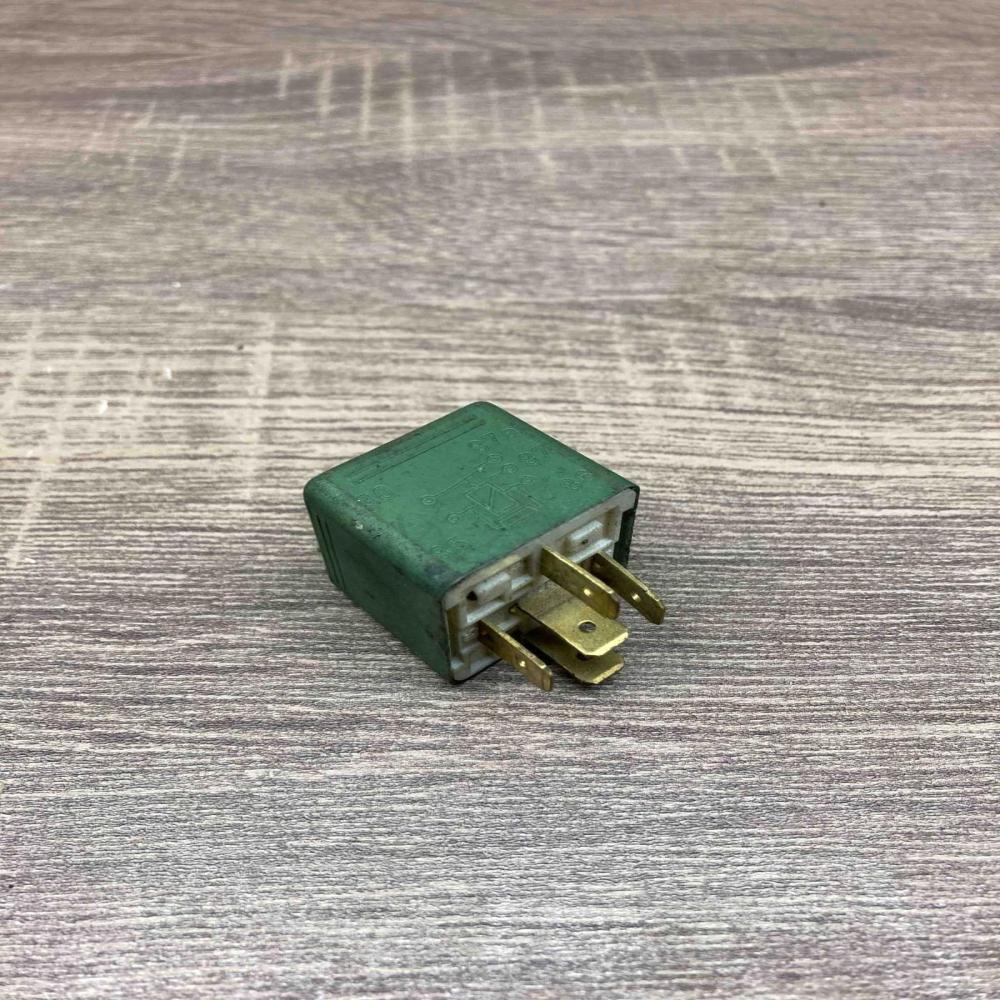 4RD003520 4RD003520  Other relay Ford Mondeo MK IV