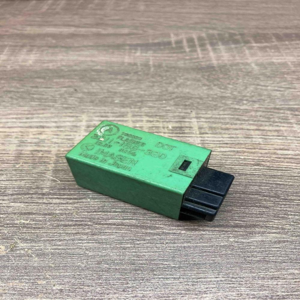 3211 156 320 799993  Other relay Mazda 626