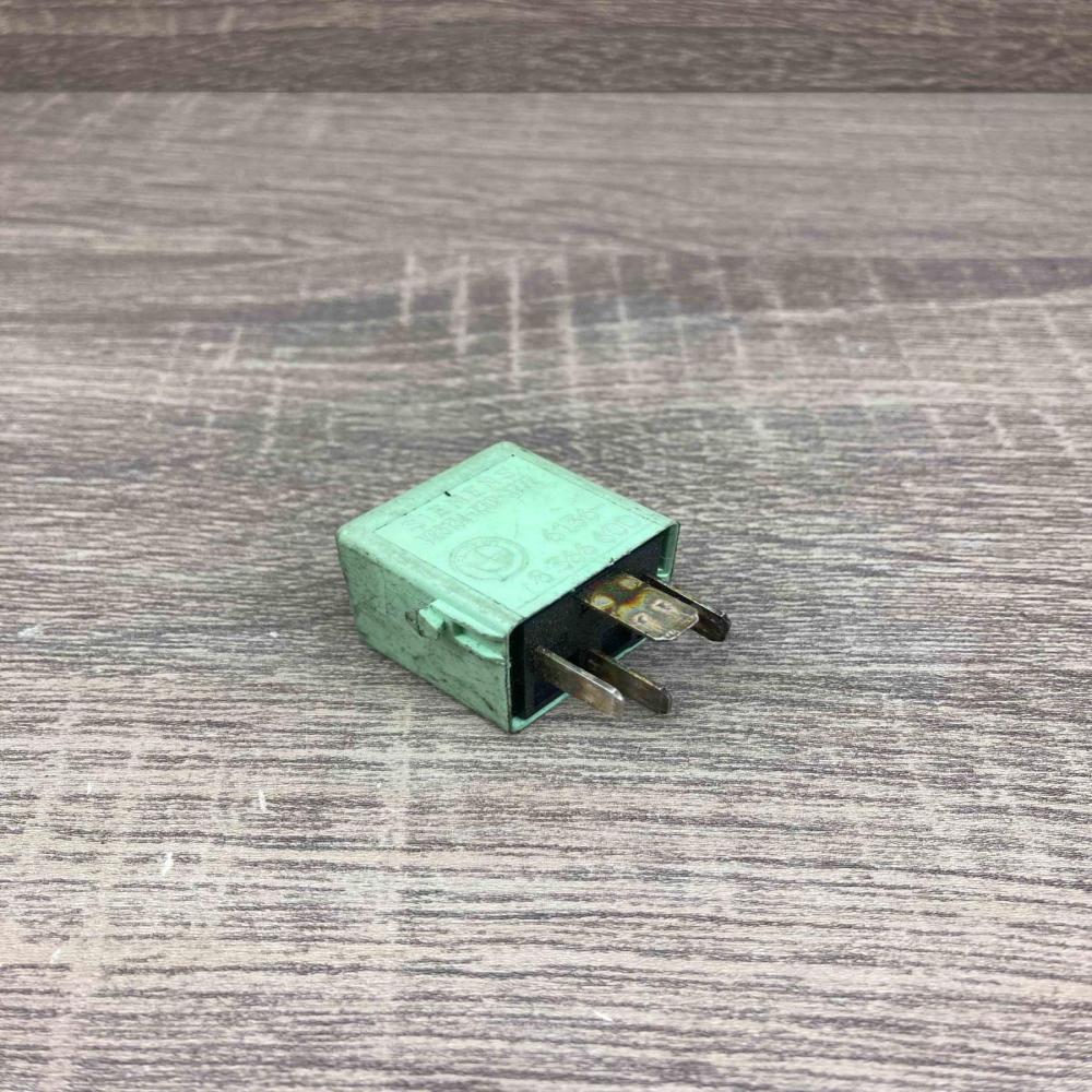 8366600 V23134 K59 X222  Other relay BMW 5 E39
