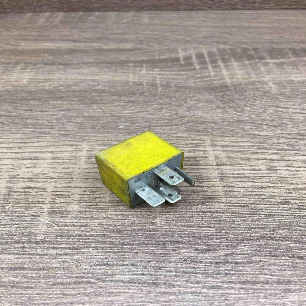 12V 40A 03532 Cartier  Other relay Renault Trafic II (X83)