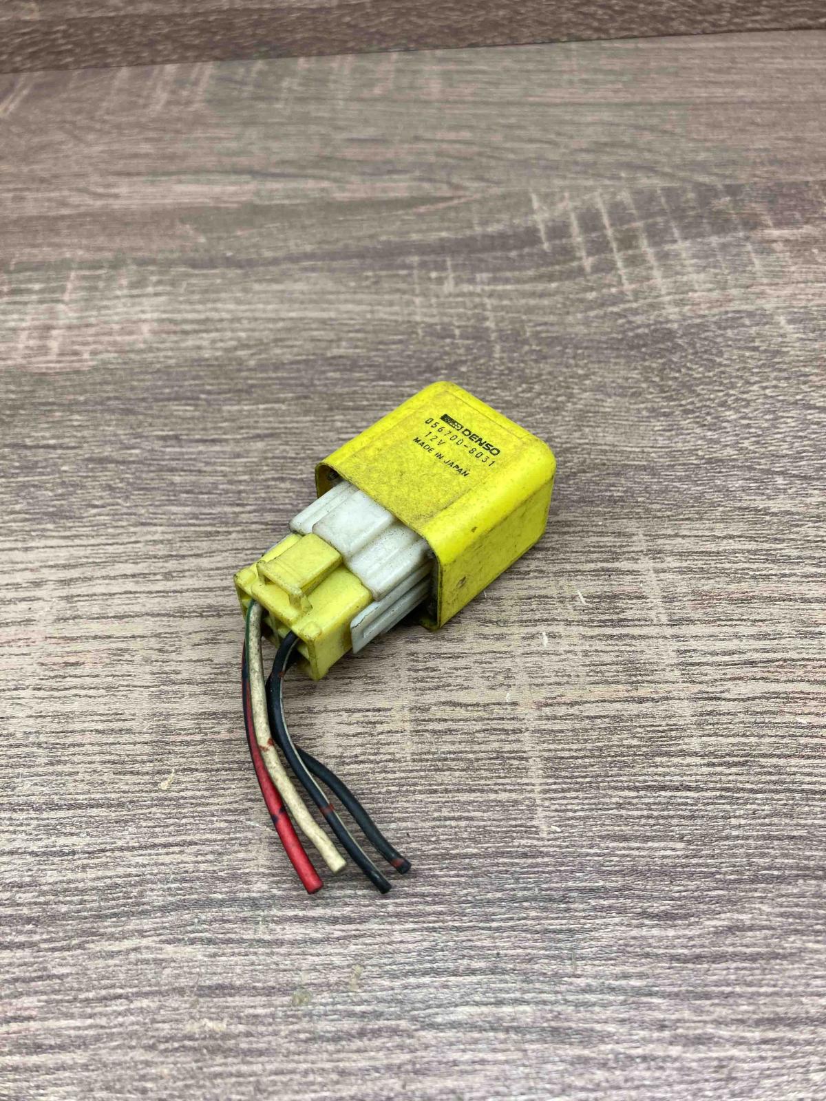 056700 8031   Other relay Mazda 626