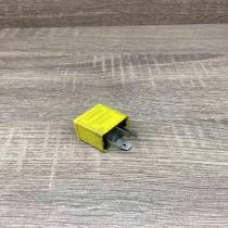 V23134 B52 X127 YWB10012  Other relay Rover 75