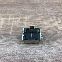 1729004 V23134 C52 X90  Other relay BMW 5 E39