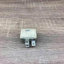 4RB960461 00 90192481  Other relay Opel Omega B2