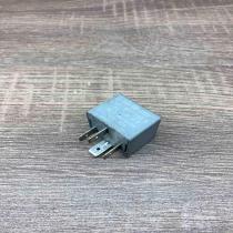 141951253B 20240072  Other relay Audi A8 S8 D3 4E