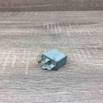 20200100   Other relay Chrysler Voyager