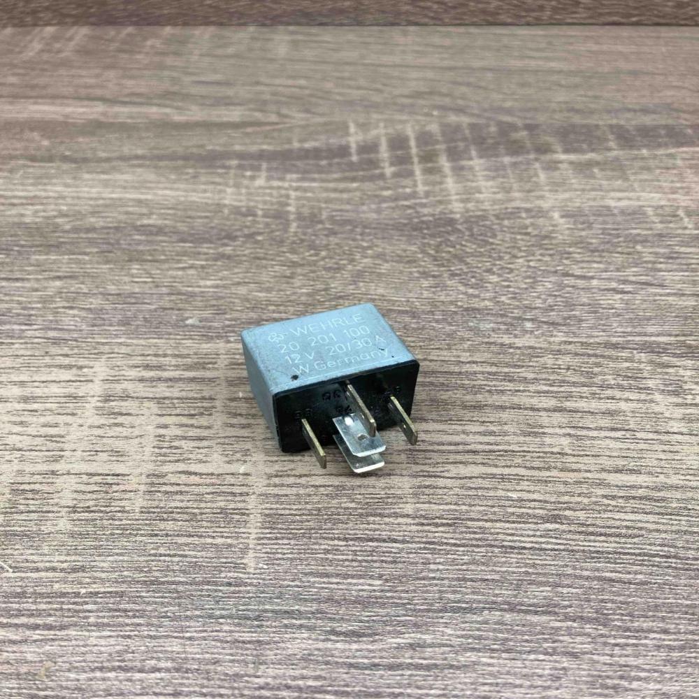20201100   Other relay Toyota Avensis T250