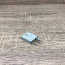 13100504 0332201100  Other relay Opel Meriva A