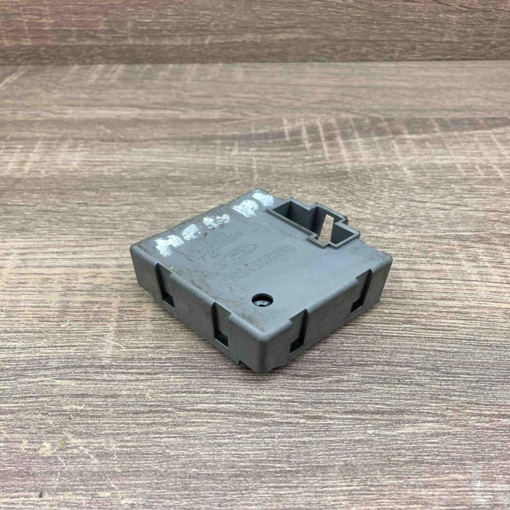 93BB10E850AC 5390004IE 2194 Other relay Ford Mondeo Mk III