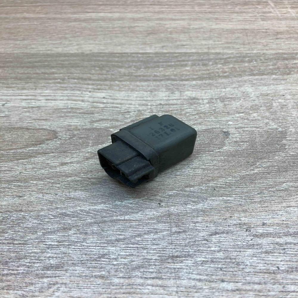 26320 17L01   Other relay Ford Escort