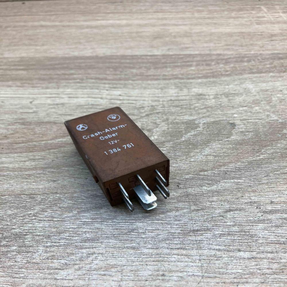 1384761   Other relay BMW 3 E36