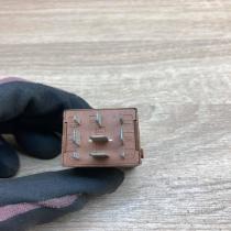 1384761   Other relay BMW 3 E36