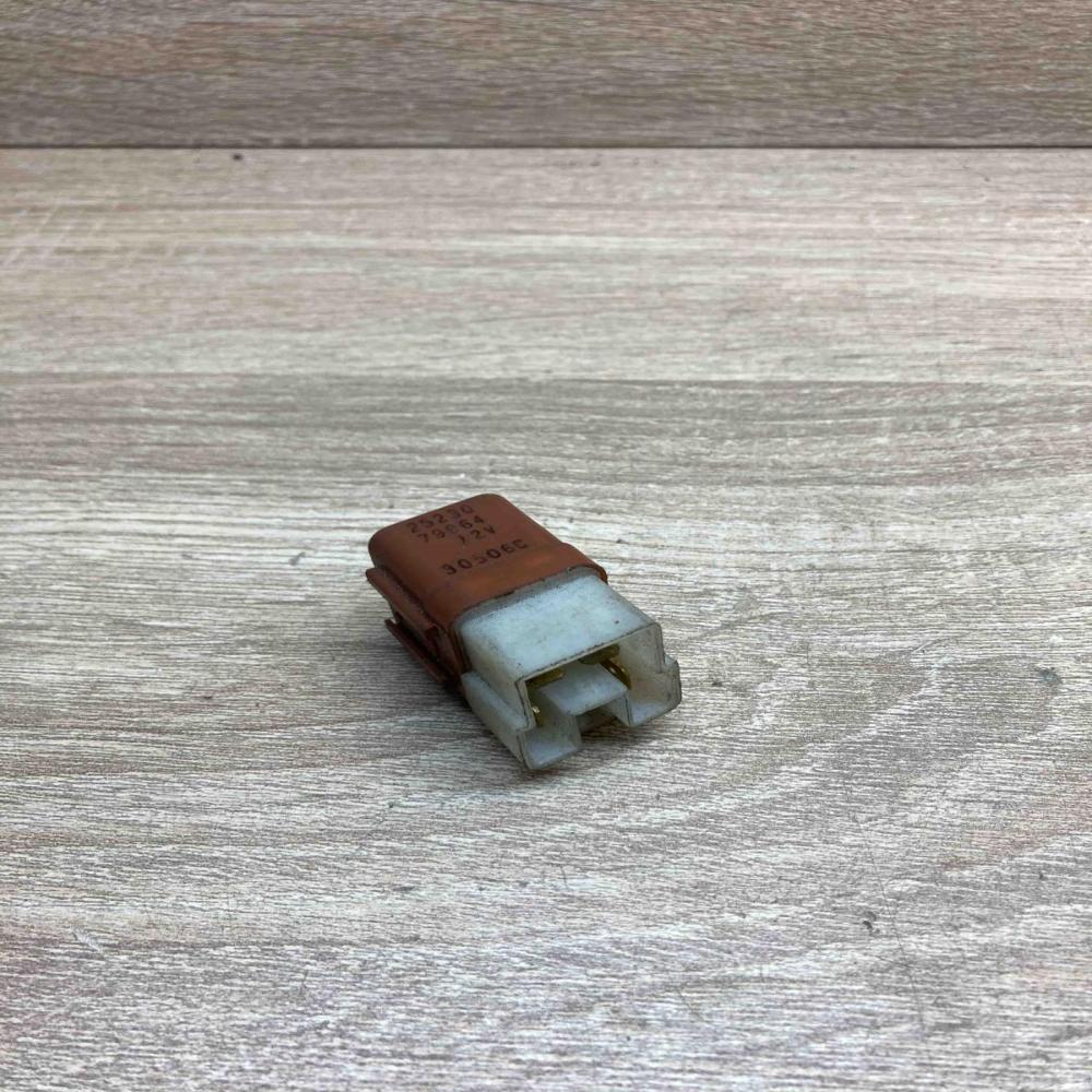 25230 79964 30506C  Other relay Nissan Almera N16