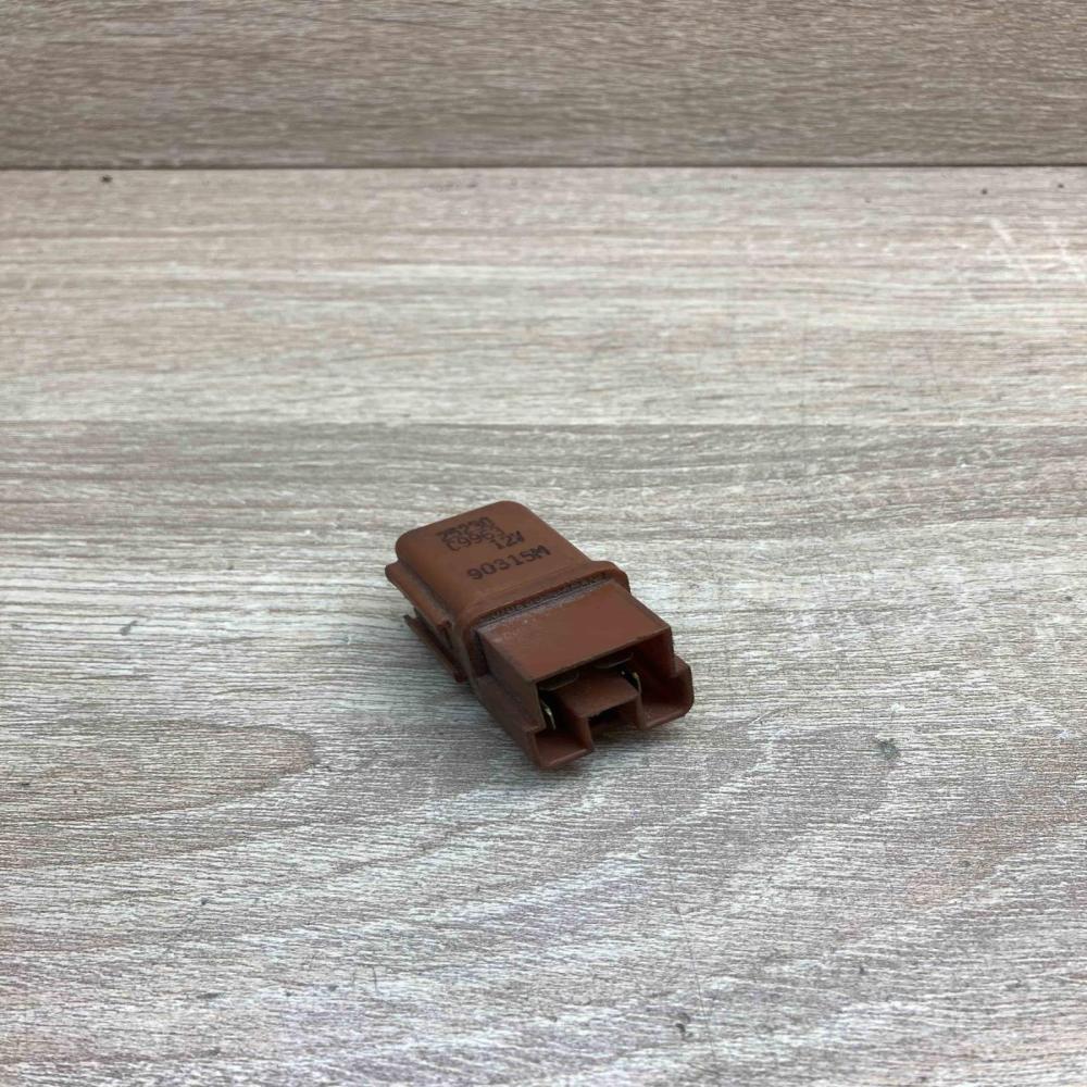 25230 C9963 90315M  Other relay Nissan Primera