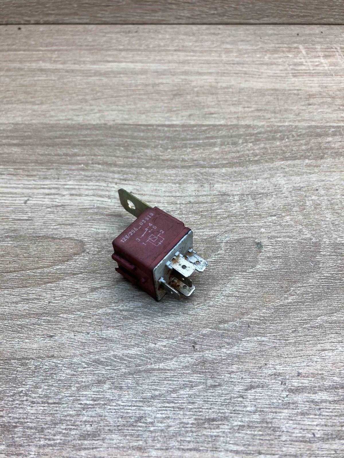 12V 25A 03519 067 3  Other relay Renault Laguna I