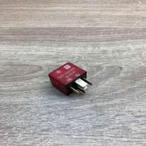 2241899 899525  Other relay BMW 7 E32