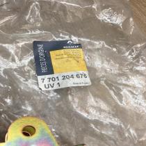 7701204676 817485  Rear seatbelt buckle Renault Clio II