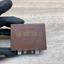 4B0955531E  603 Window wiper relay Volkswagen PASSAT B5