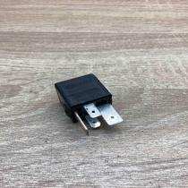 1K0951253A V23134 J52 X430 460 Other relay Volkswagen Golf IV