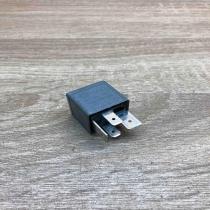 1K0906381 V23134 B52 X426 458 Other relay Volkswagen Caddy