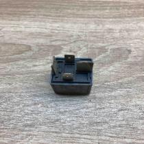 8D0951253A V23134 J52 X300 370 Other relay Audi A6 S6 C5 4B